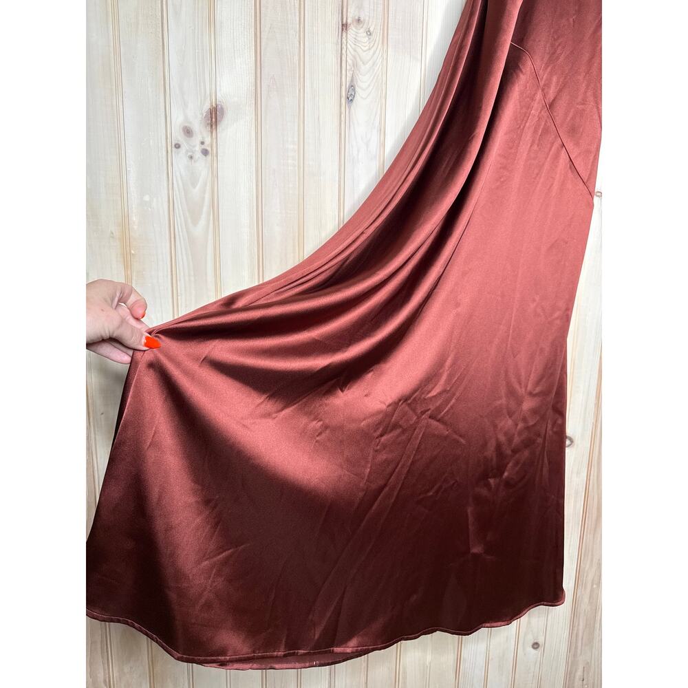 NWT Lulus Purely Elegant Rust Brown Satin Twist-Back Maxi Dress Bridesmaid Sz M - Picture 5 of 8